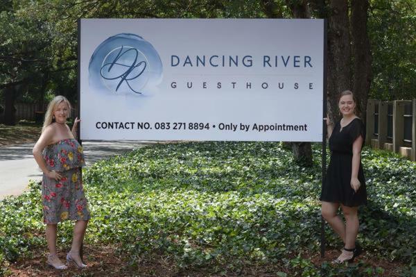 Dancing River Guesthouse Феринихинг Экстерьер фото